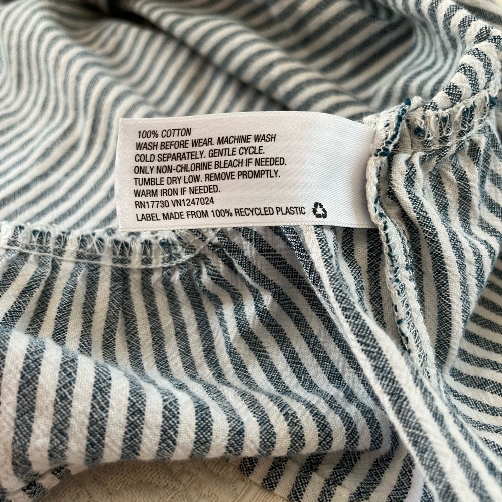 Cat & Jack girls dress striped blue and white size  5 - Picture 4 of 4